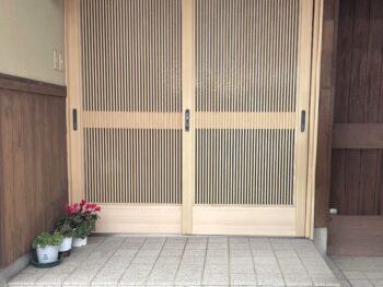 今治市　Y様邸　玄関引戸リペア工事事例