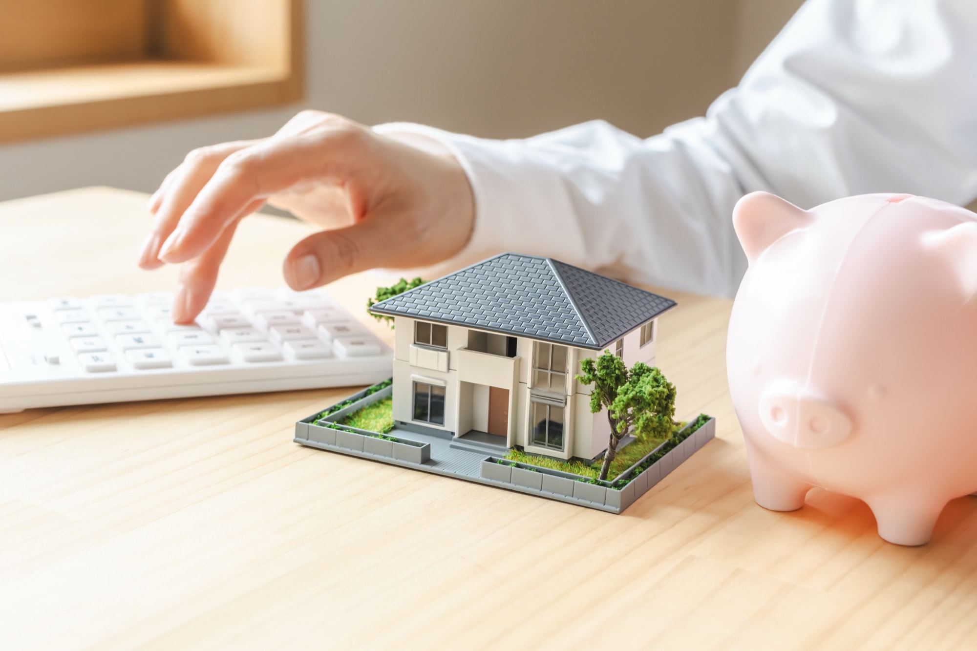 家のローンについて考える人