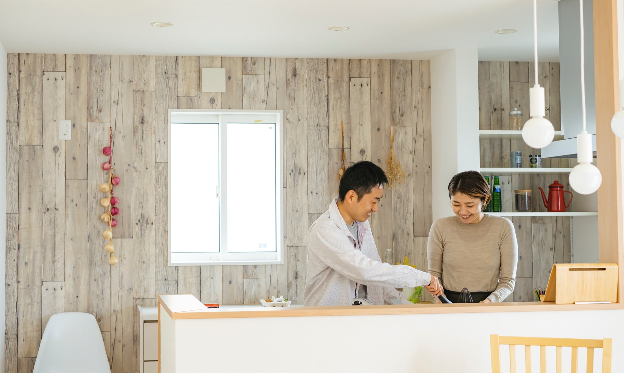 壁紙を貼り直したキッチン