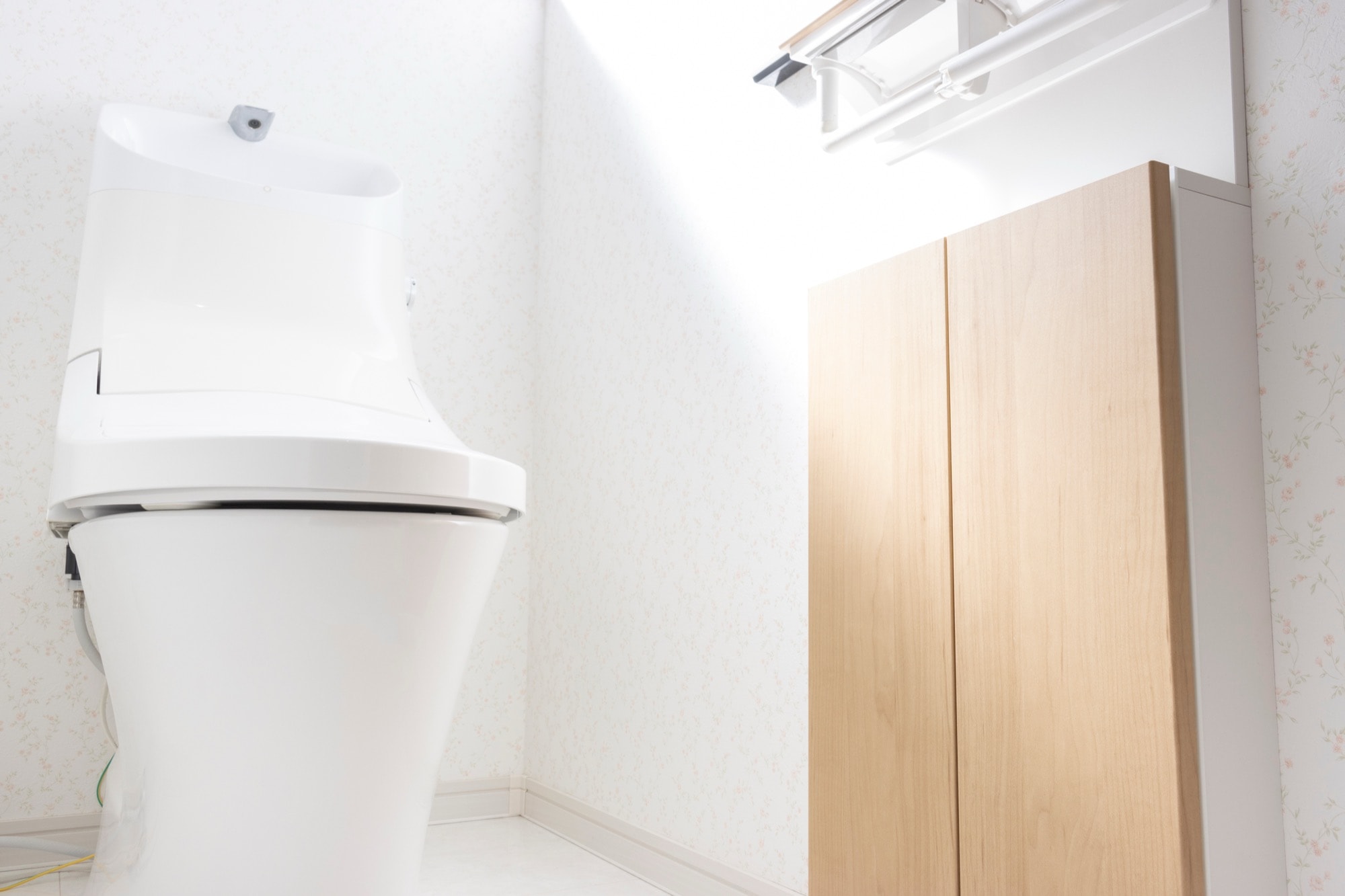 タンク一体型トイレの写真